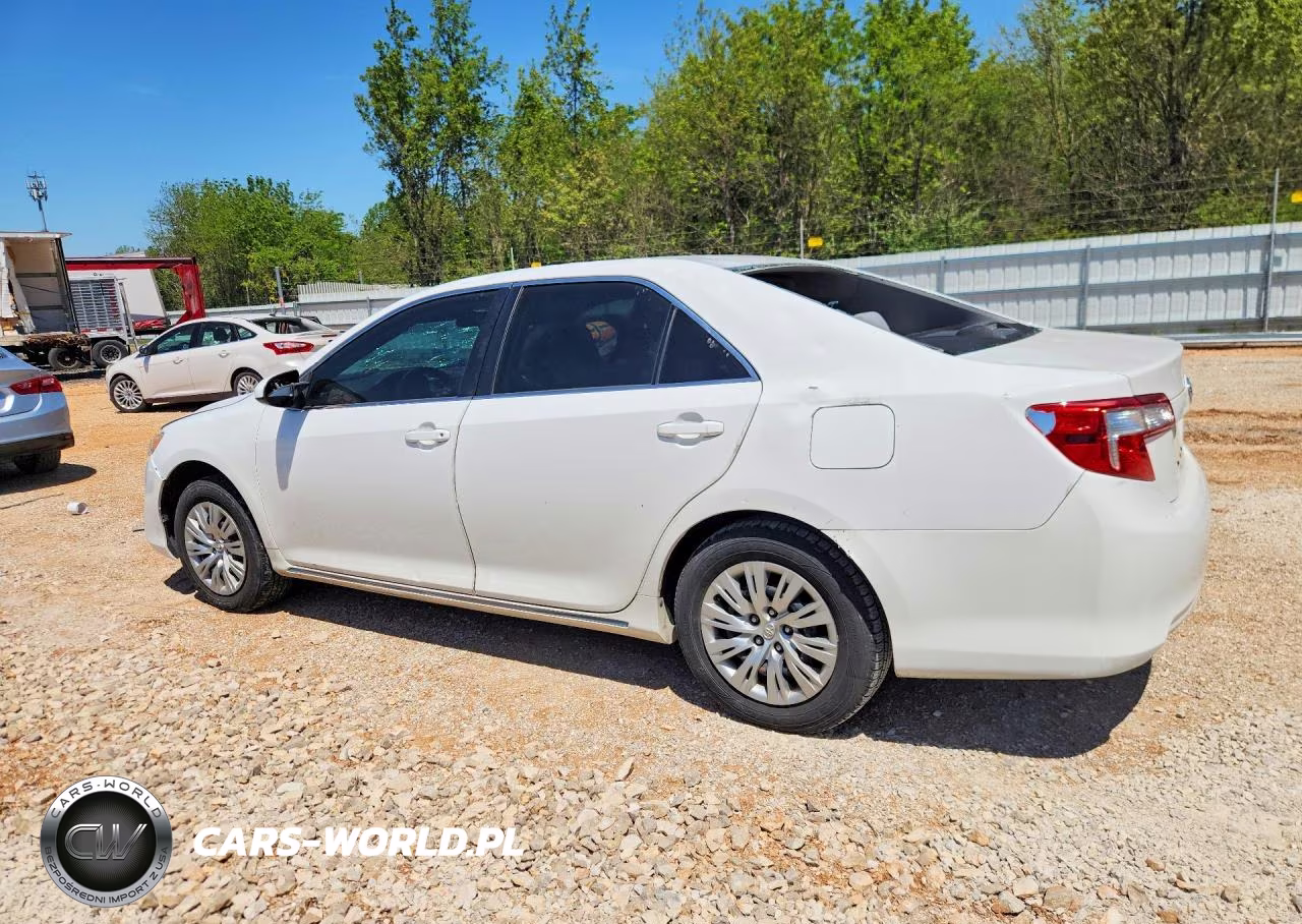 2012 Toyota Camry Le VIN:4T1BF1FK8CU555924 - 2