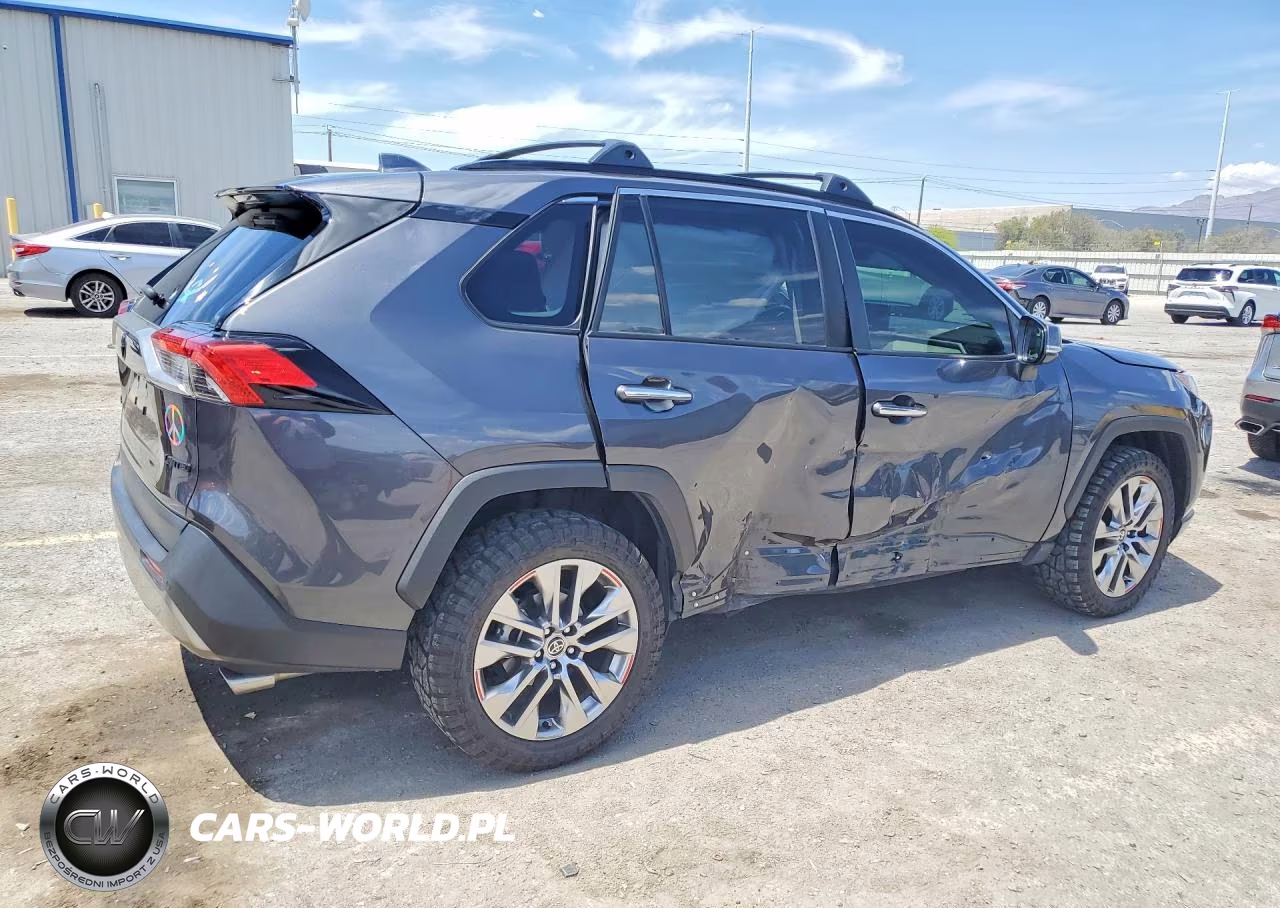 2023 Toyota Rav4 Limited VIN:JTMY1RFV7PJ024890 - 3