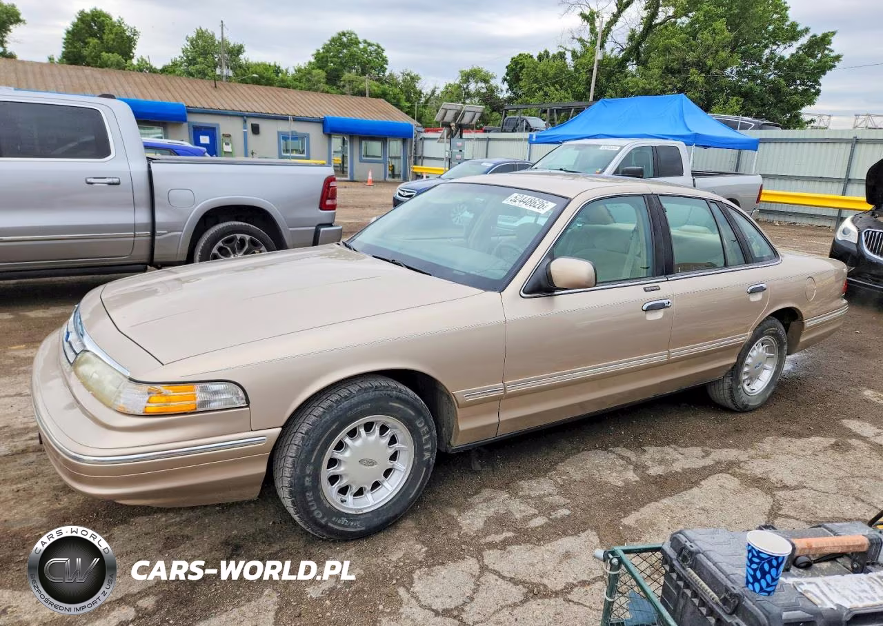 1997 Ford Crown Victoria Lx