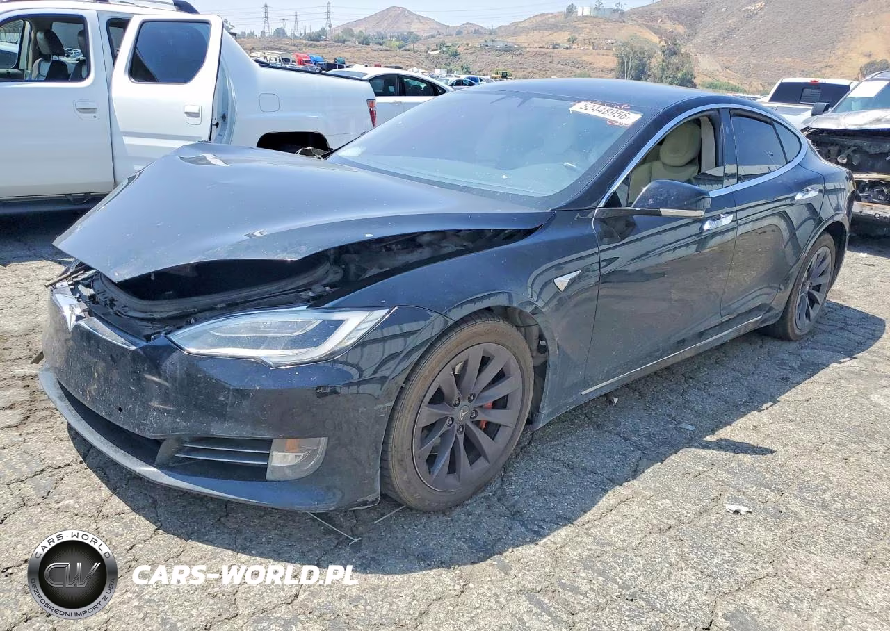 2018 Tesla Model S – zdjęcie 1 z 12