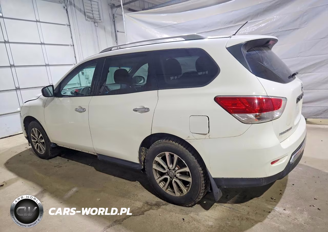 2015 Nissan Pathfinder S VIN:5N1AR2MM4FC717135 - 2