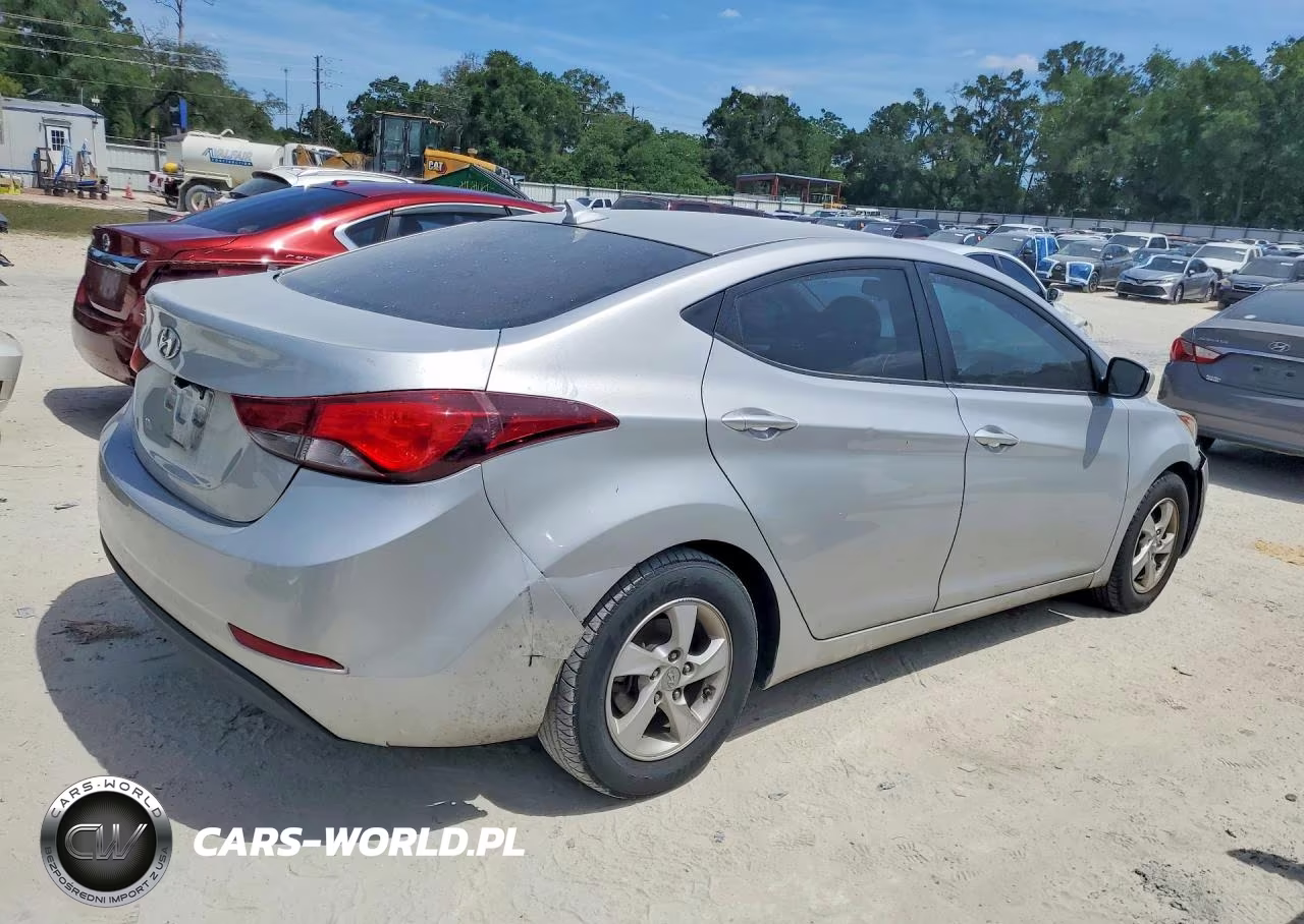 2015 Hyundai Elantra Se VIN:5NPDH4AE6FH581656 - 3