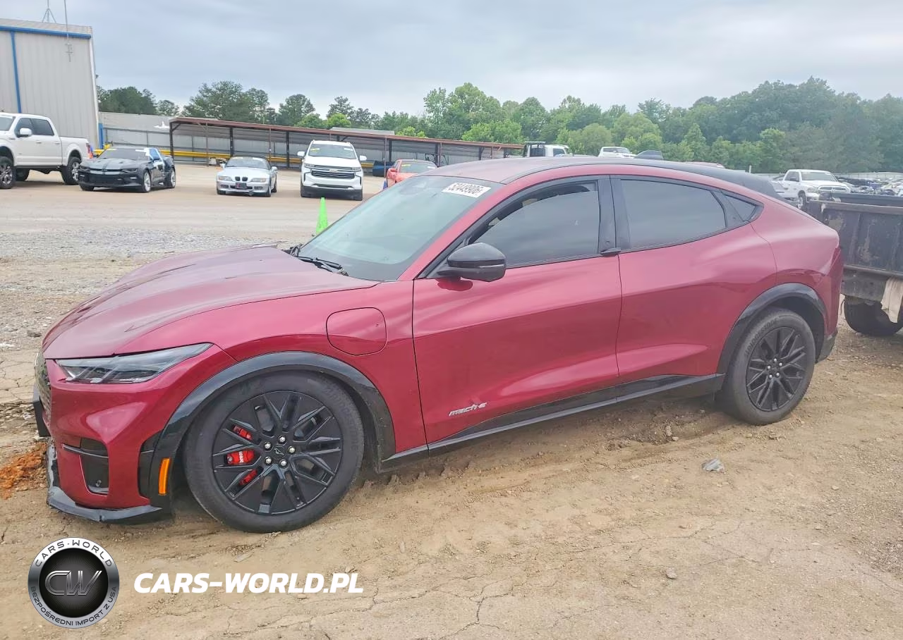 2025 Ford Mustang Mach-E Premium