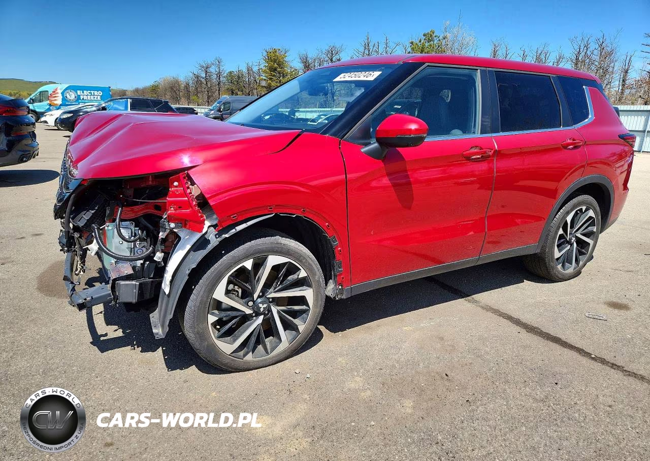 2024 Mitsubishi Outlander Se