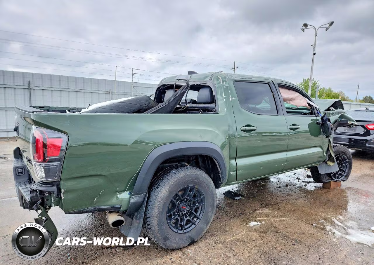 2020 Toyota Tacoma Trd Pro VIN:5TFCZ5AN1LX214923 - 3