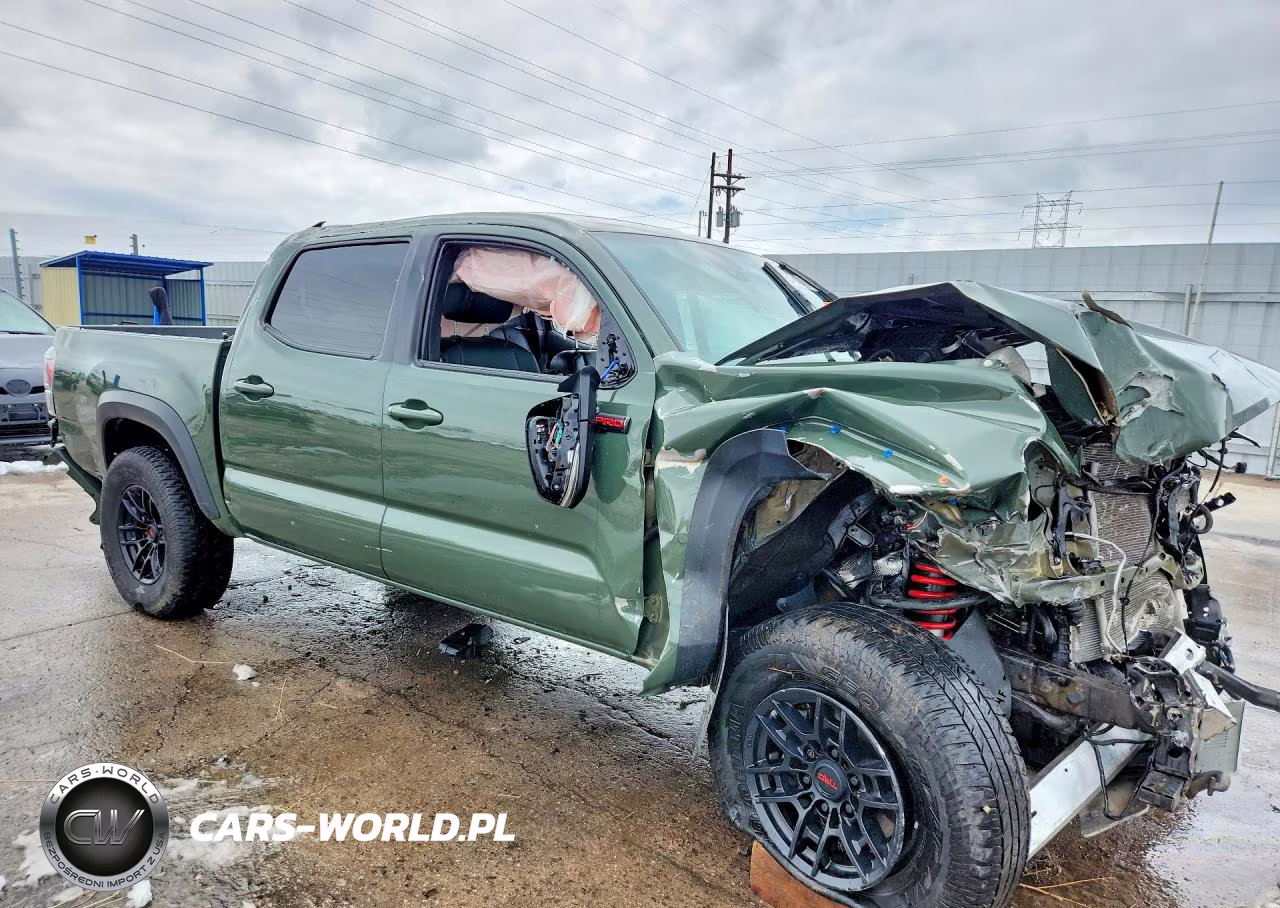 2020 Toyota Tacoma Trd Pro VIN:5TFCZ5AN1LX214923 - 4