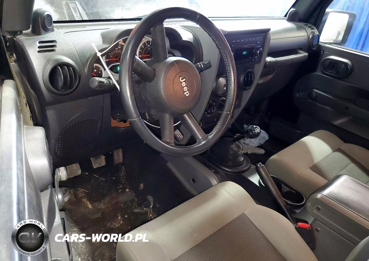 2010 Jeep Wrangler Unlimited Sport VIN:1J4BA3H19AL194221 - 8