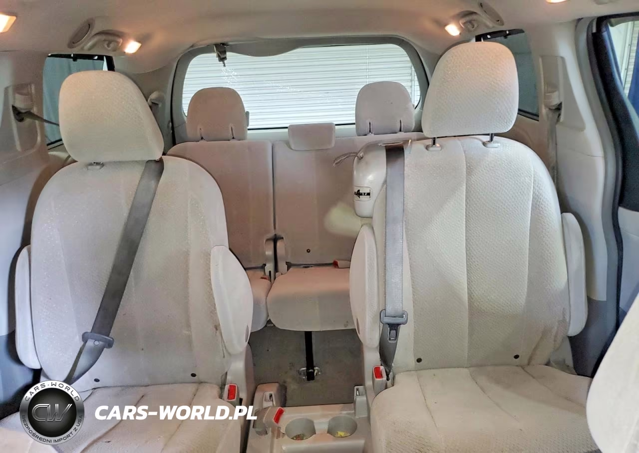 2013 Toyota Sienna Le VIN:5TDKK3DC5DS333239 - 10
