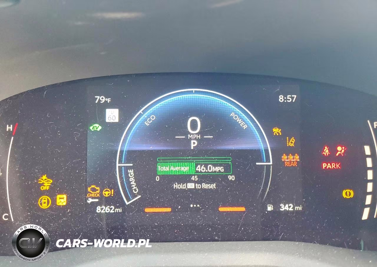 2025 Toyota Camry Le VIN:4T1DAACK2SU098473 - 9