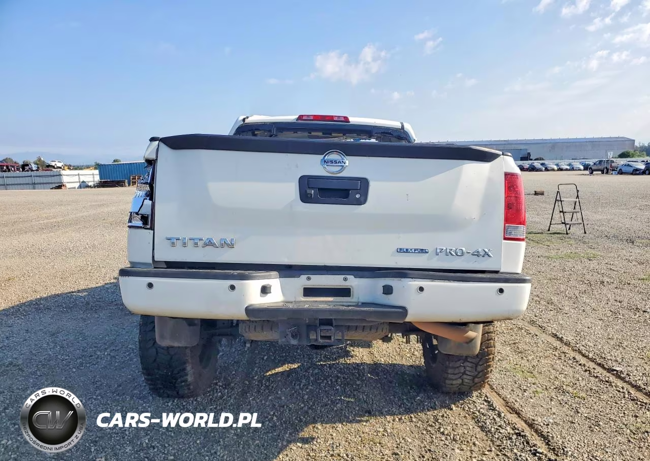 2015 Nissan Titan Pro-4X VIN:1N6BA0ECXFN510499 - 6