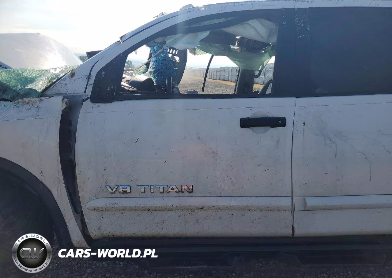 2015 Nissan Titan Pro-4X VIN:1N6BA0ECXFN510499 - 7