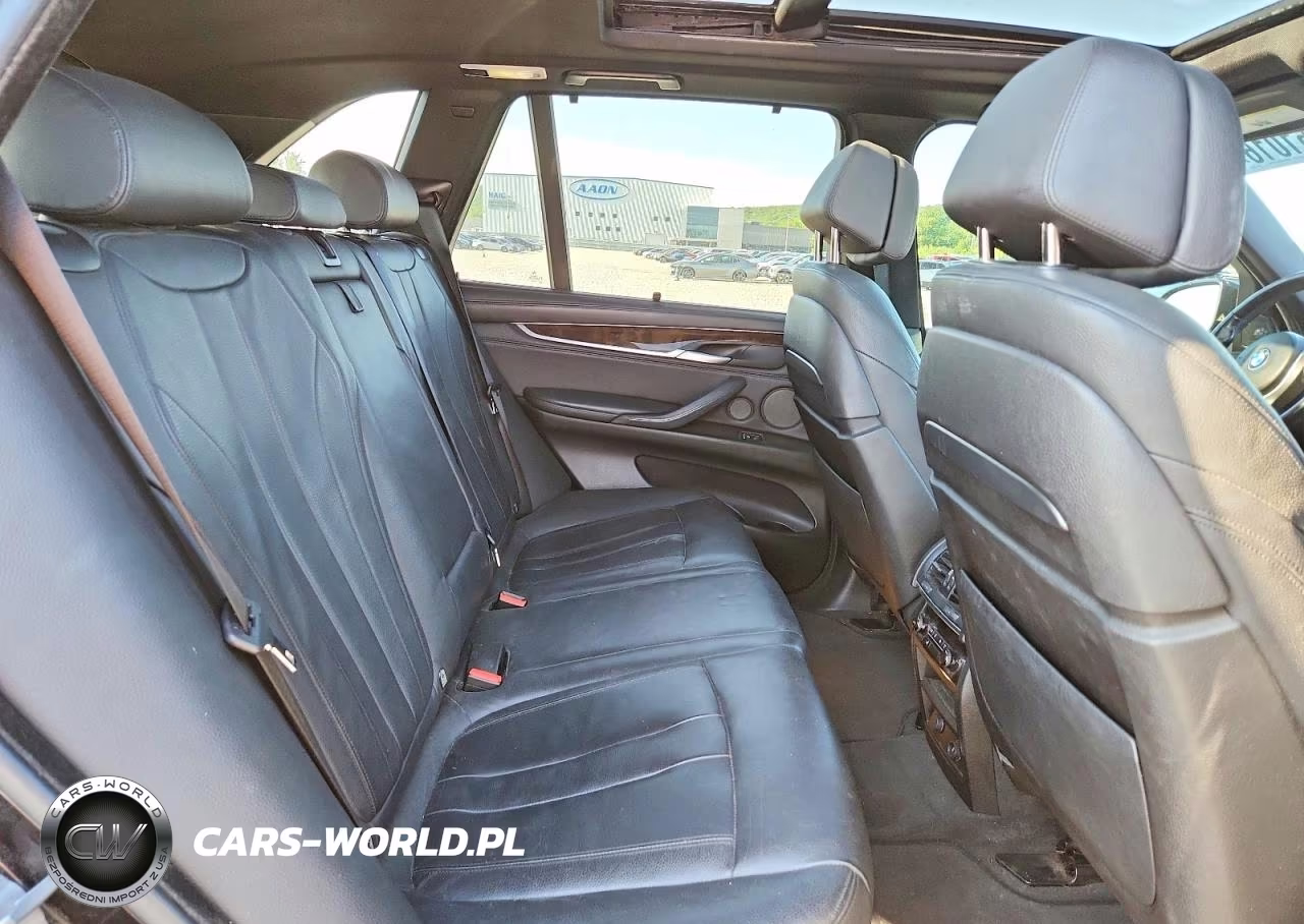 2015 BMW X5 xDrive50I VIN:5UXKR6C51F0J75339 - 11