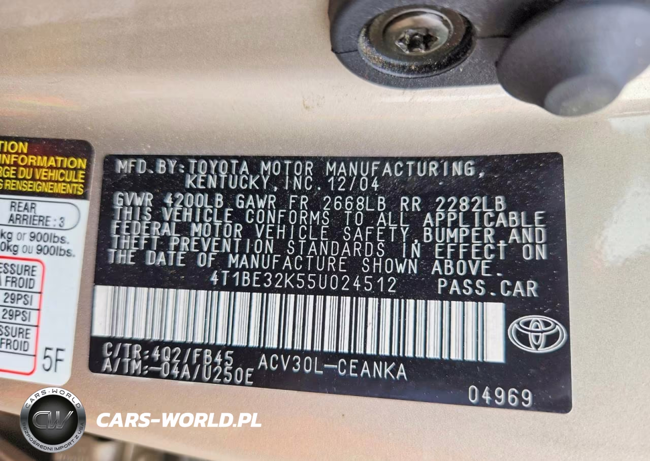 2005 Toyota Camry Le VIN:4T1BE32K55U024512 - 12