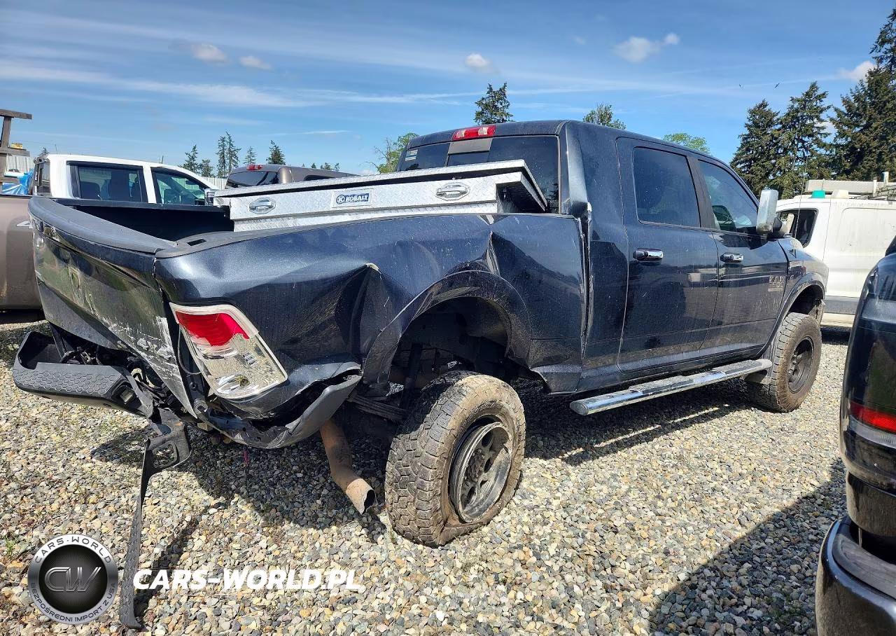 2015 Ram 3500 Laramie VIN:3C63R3ML9FG583155 - 3