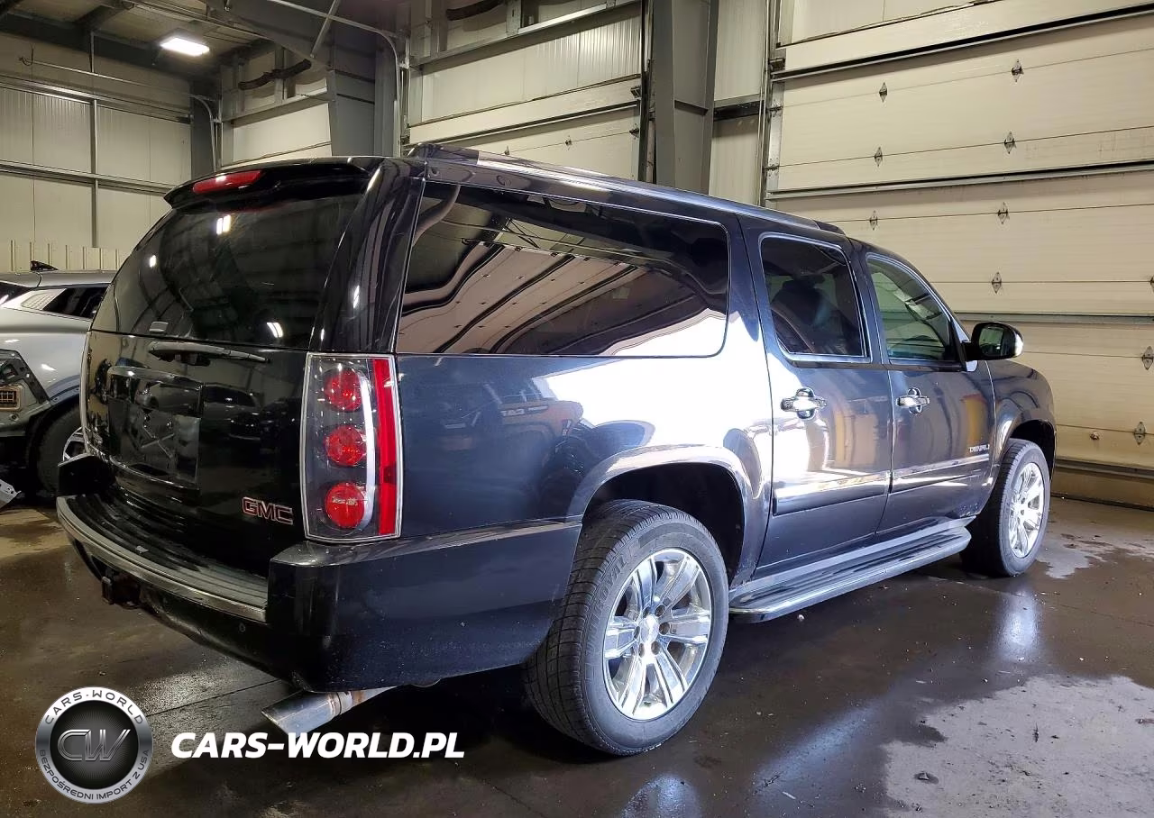 2011 GMC Yukon Xl Denali VIN:1GKS2MEF8BR283399 - 3