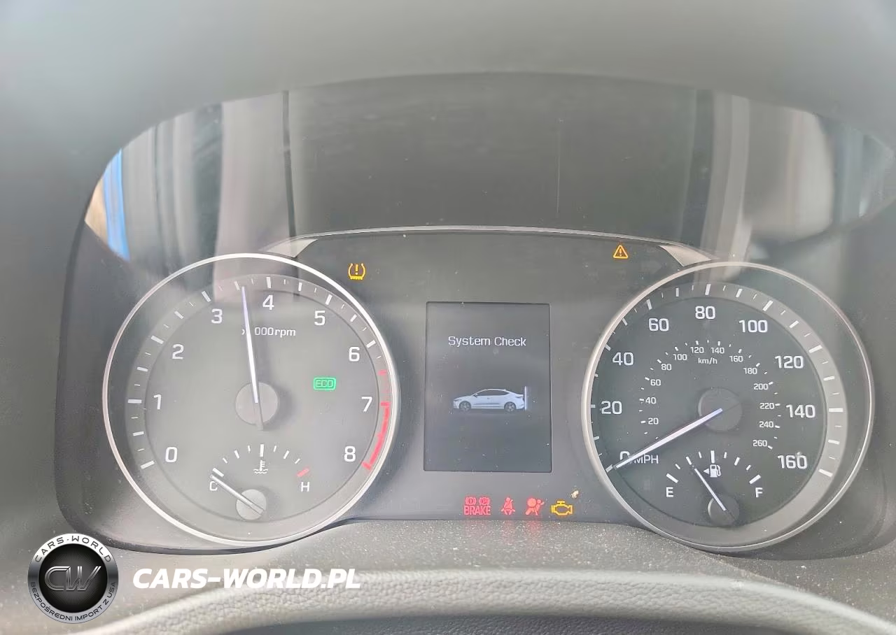 2018 Hyundai Elantra Sel VIN:5NPD84LF1JH357435 - 9