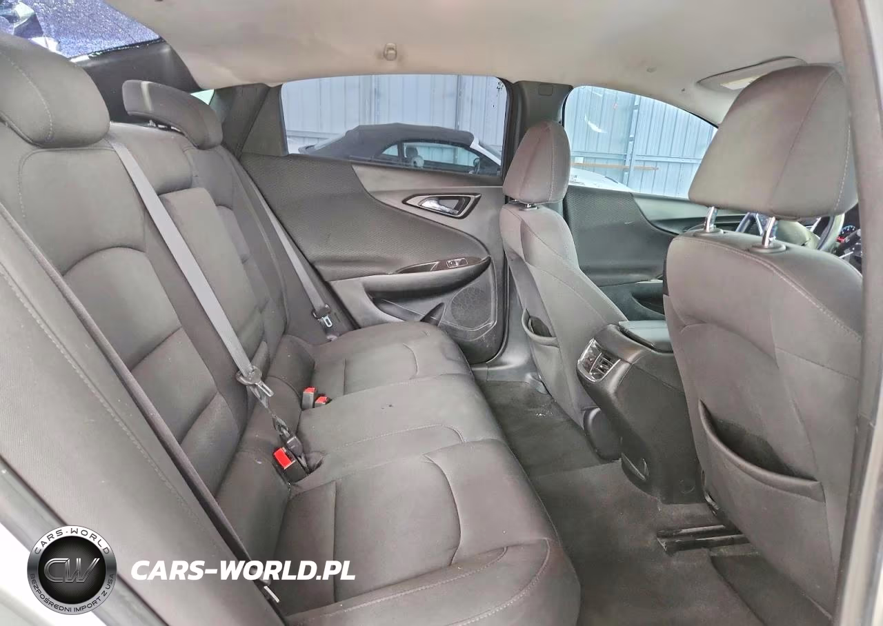 2018 Chevrolet Malibu Lt VIN:1G1ZD5ST4JF174998 - 10
