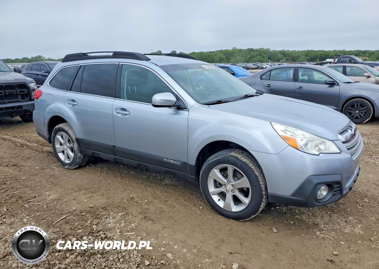 2014 Subaru Outback 2.5I Premium VIN:4S4BRCCC0E3315789 - 4