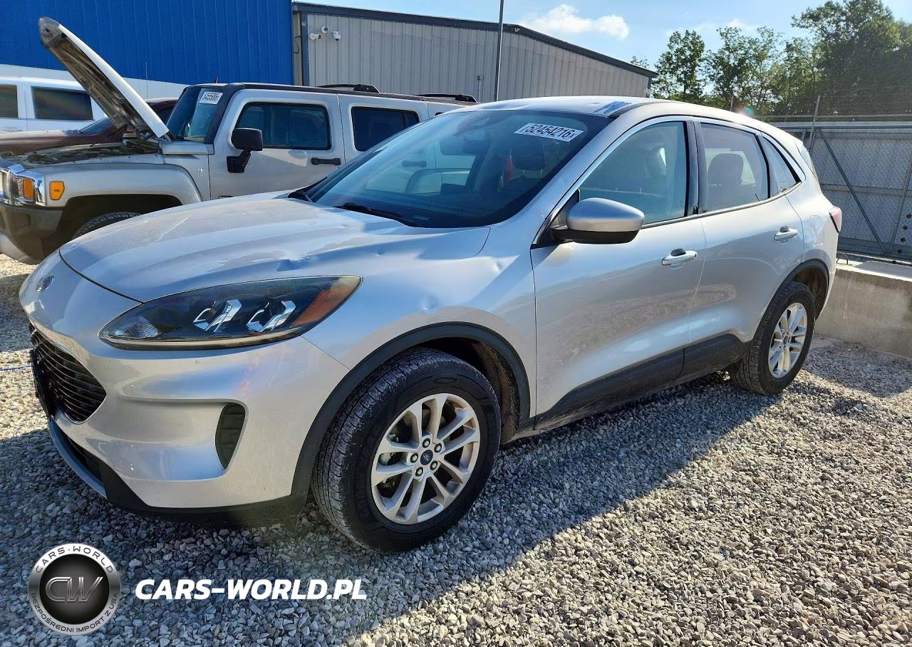 2020 Ford Escape Se