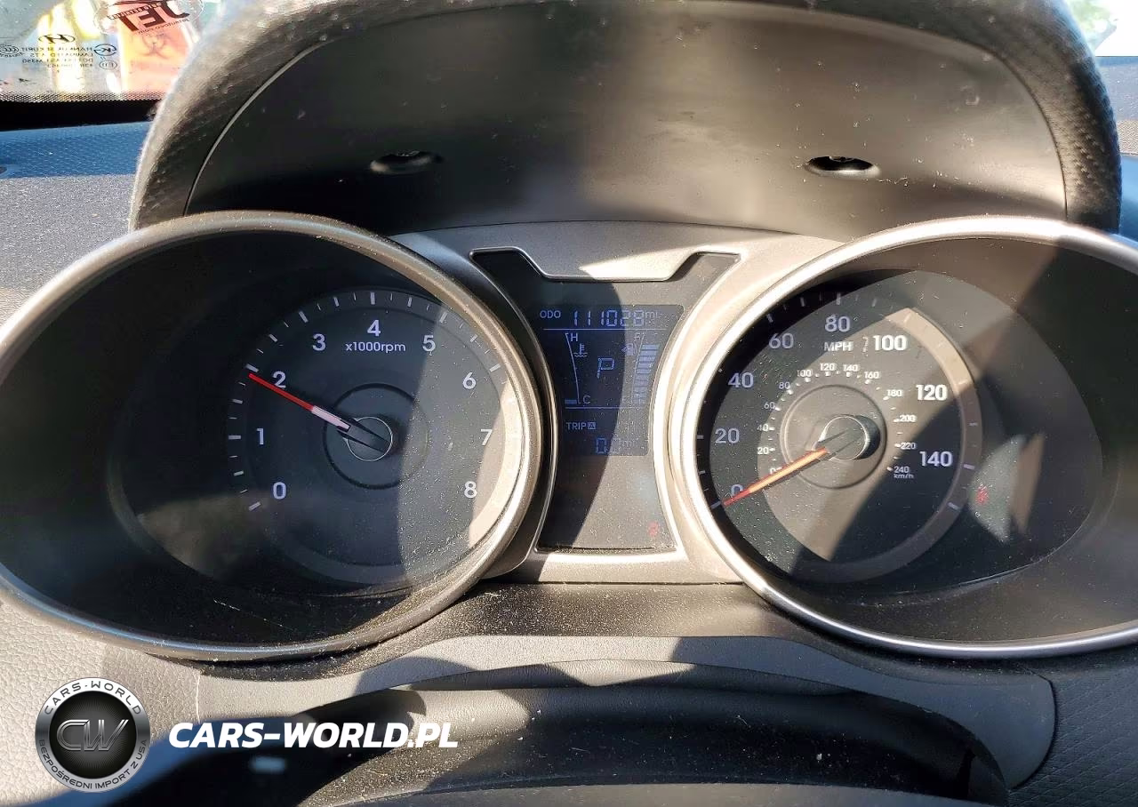 2013 Hyundai Veloster Base VIN:KMHTC6AD9DU161255 - 9