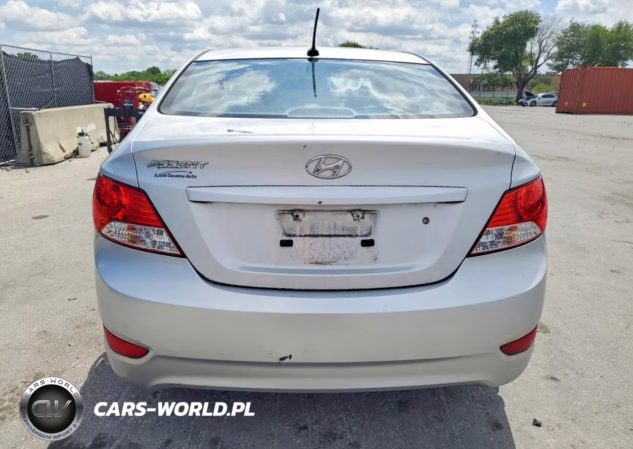 2013 Hyundai Accent Gls VIN:KMHCU4AE8DU578215 - 6