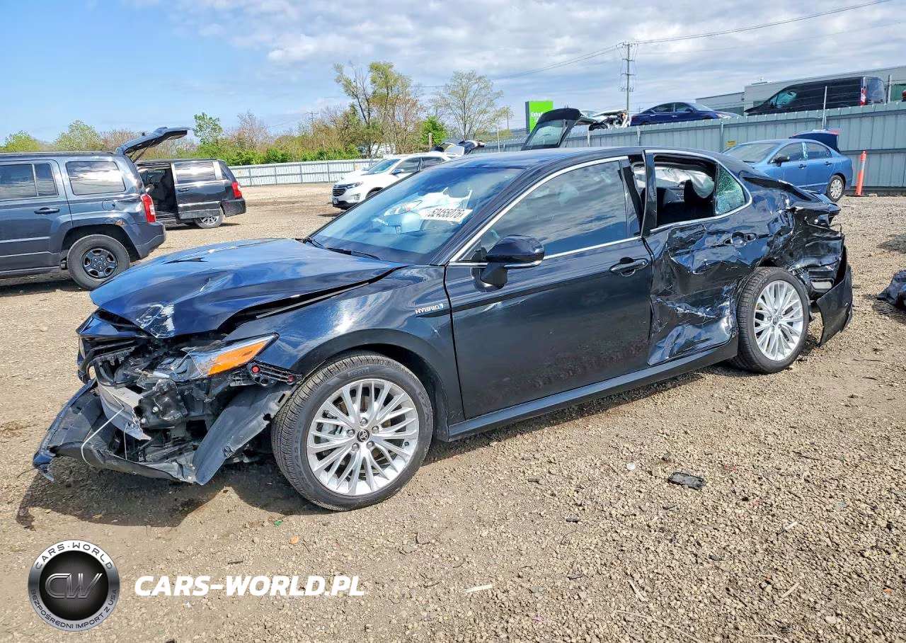 2020 Toyota Camry Xle