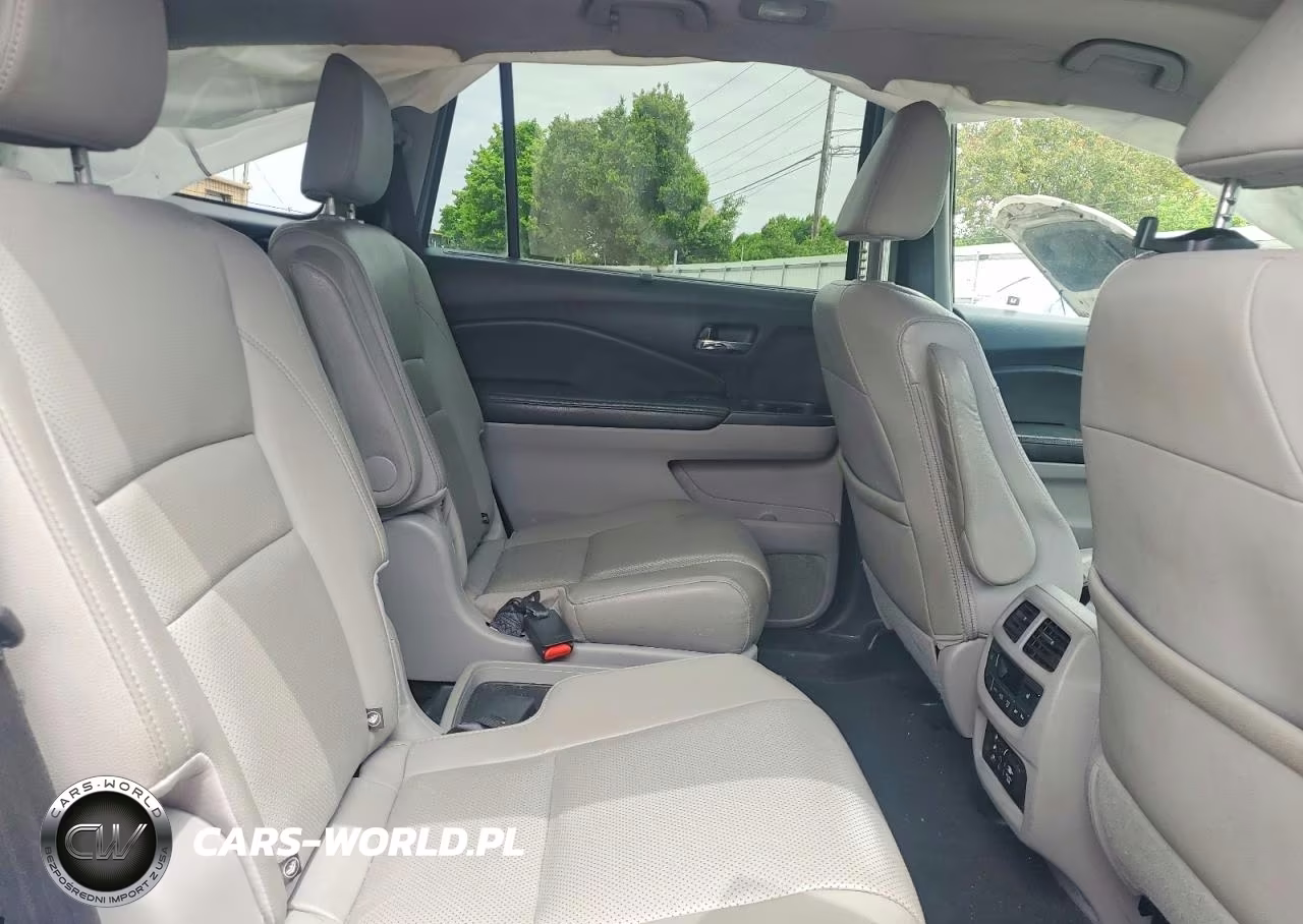 2017 Honda Pilot Elite VIN:5FNYF6H07HB049119 - 11