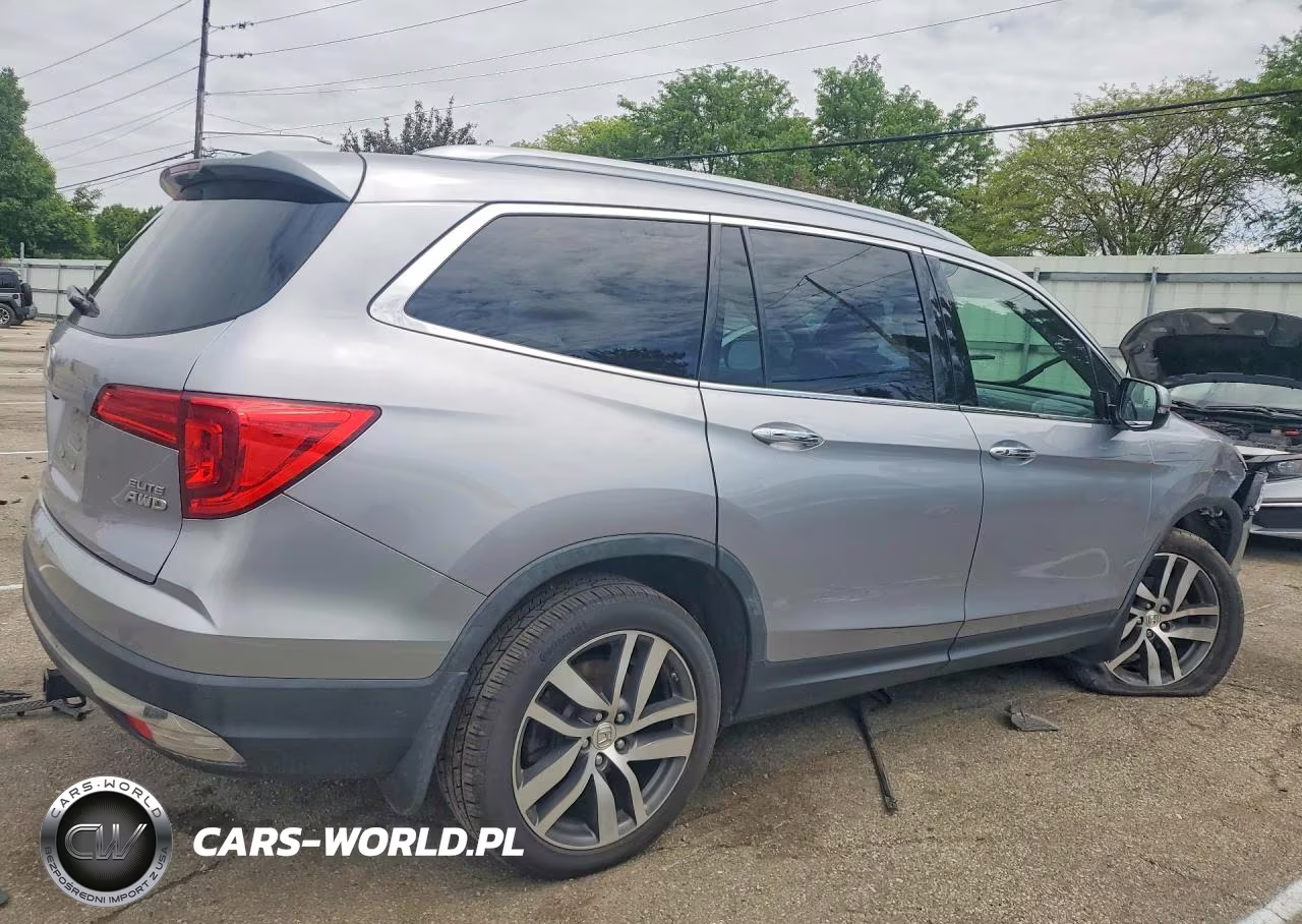 2017 Honda Pilot Elite VIN:5FNYF6H07HB049119 - 3
