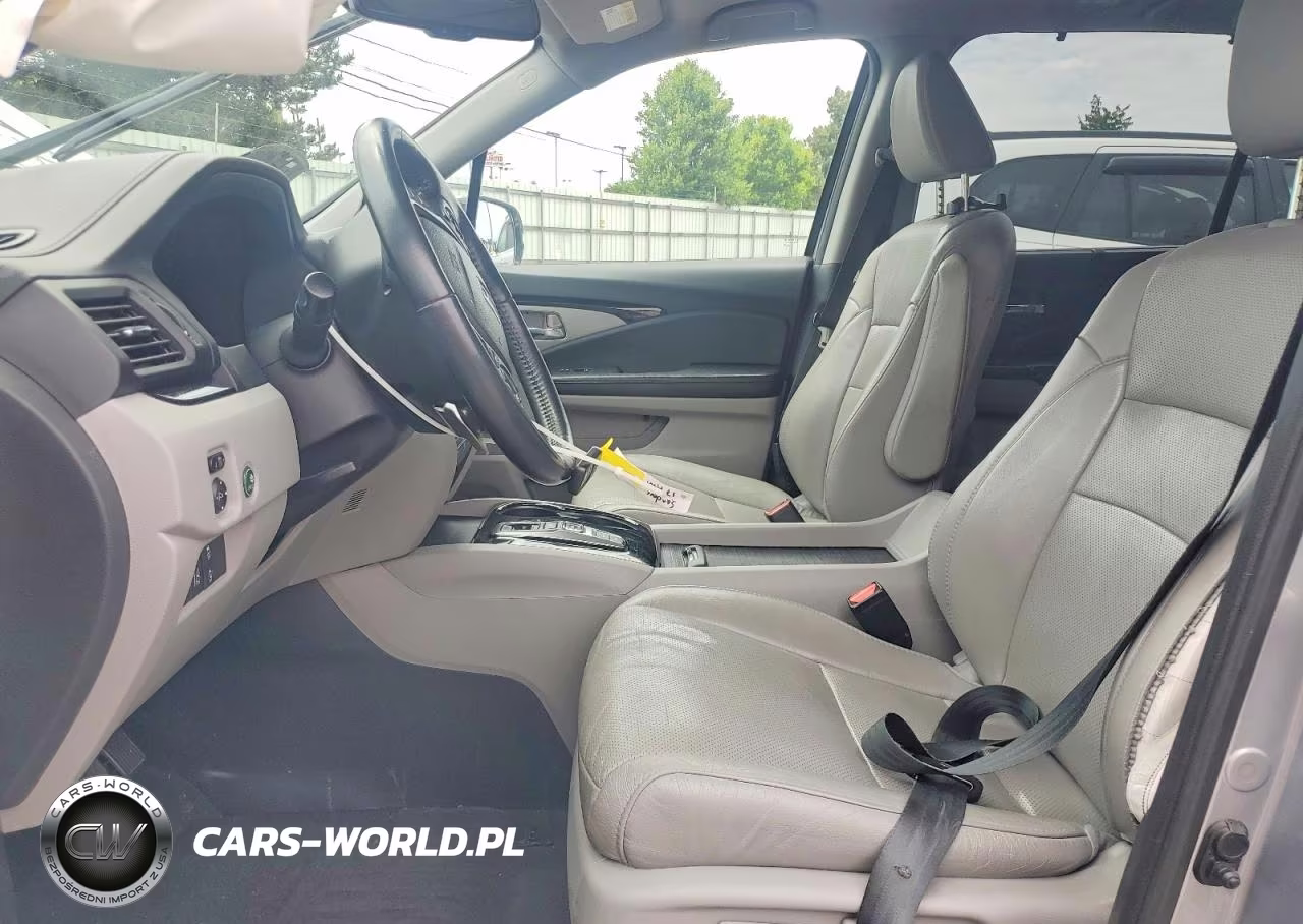 2017 Honda Pilot Elite VIN:5FNYF6H07HB049119 - 7