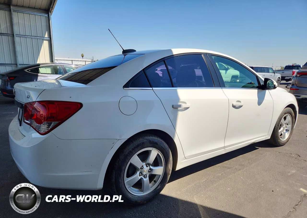 2015 Chevrolet Cruze Lt VIN:1G1PC5SB5F7175578 - 3