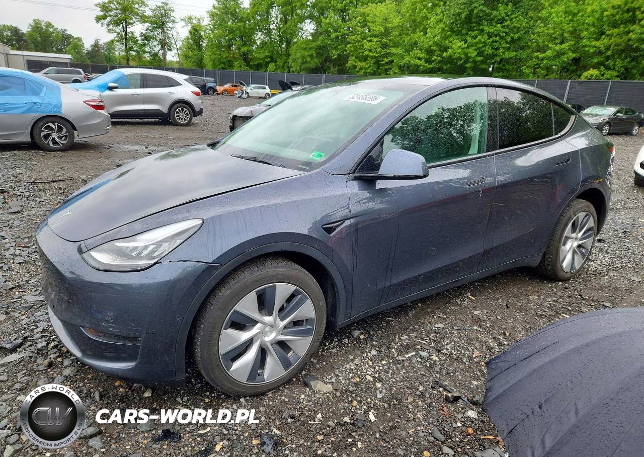 2021 Tesla Model Y – zdjęcie 1 z 13
