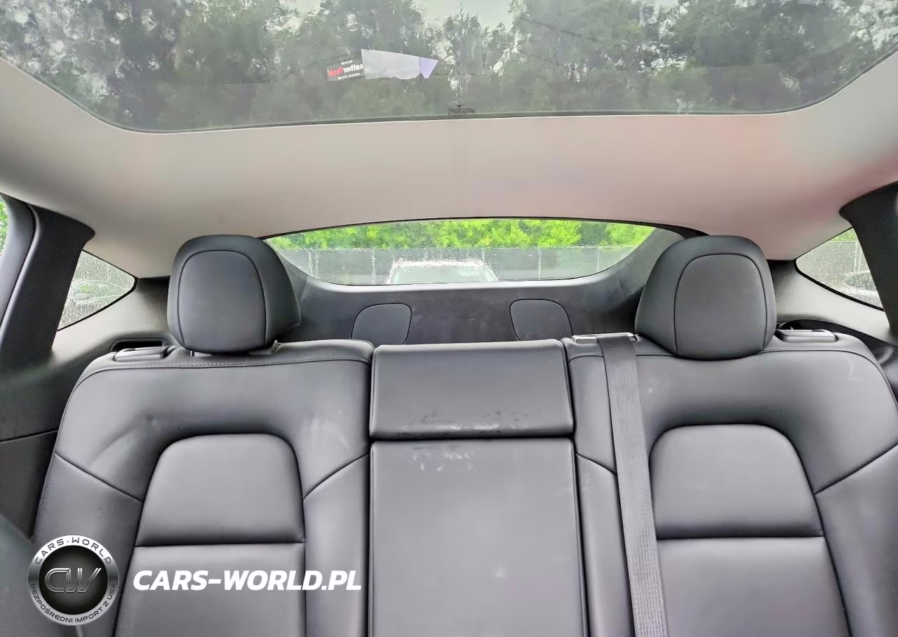 2021 Tesla Model Y VIN:5YJYGDEE1MF248050 - 10