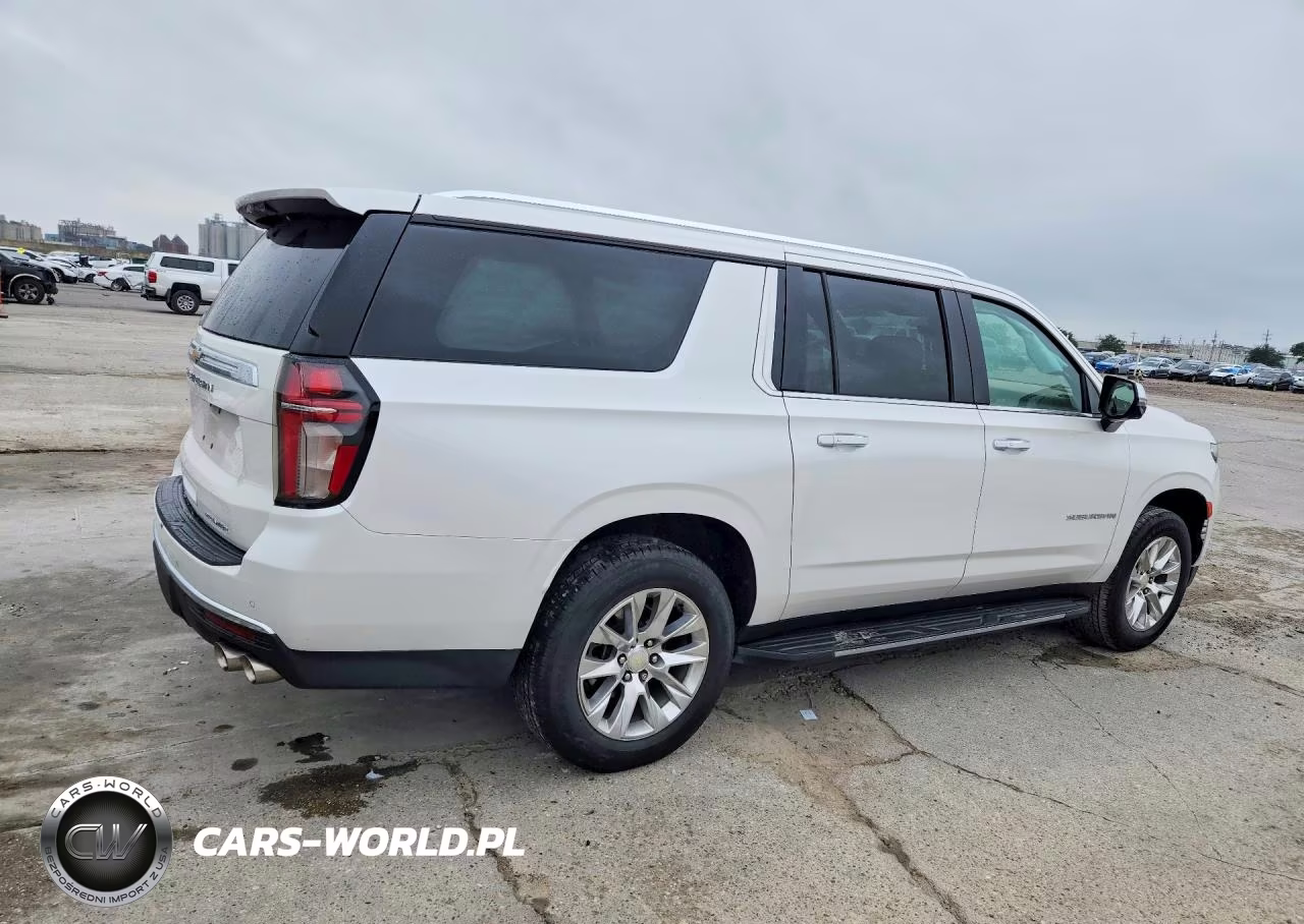 2021 Chevrolet Suburban C1500 Premier VIN:1GNSCFKD9MR141810 - 3
