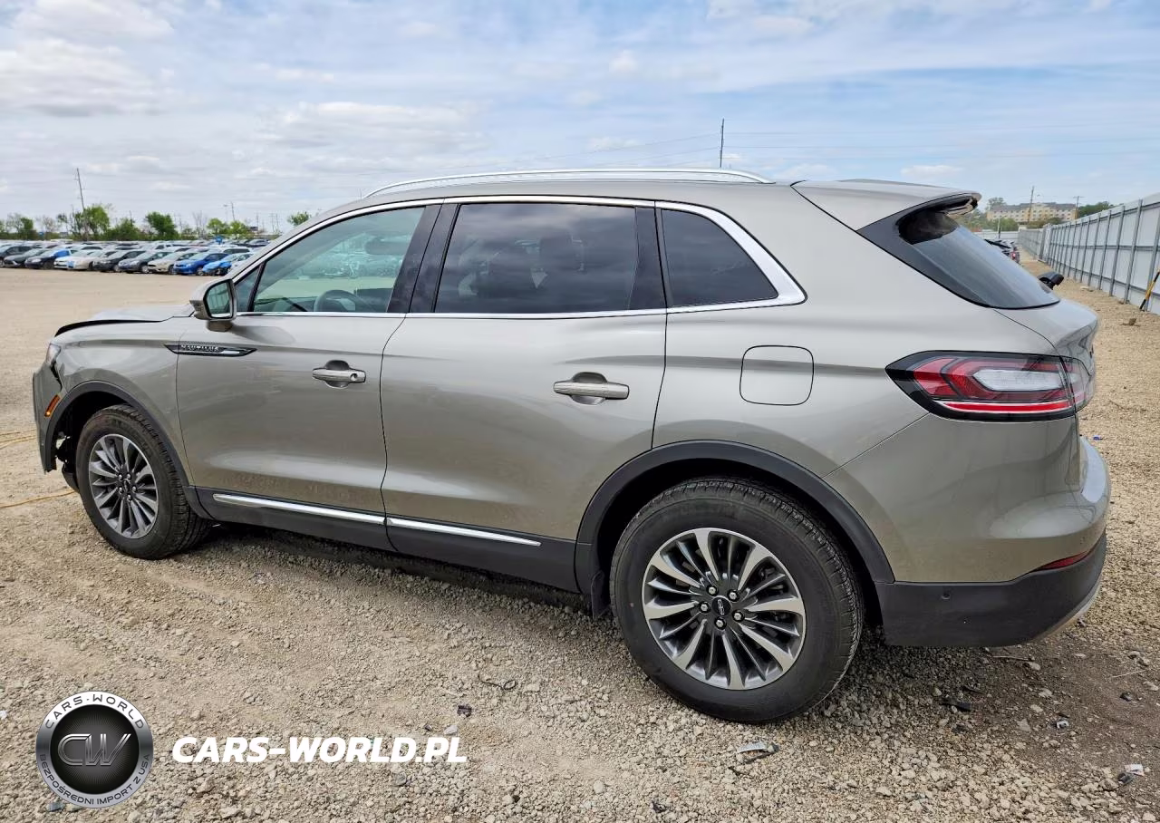 2023 Lincoln Nautilus Reserve VIN:2LMPJ8K97PBL12105 - 2