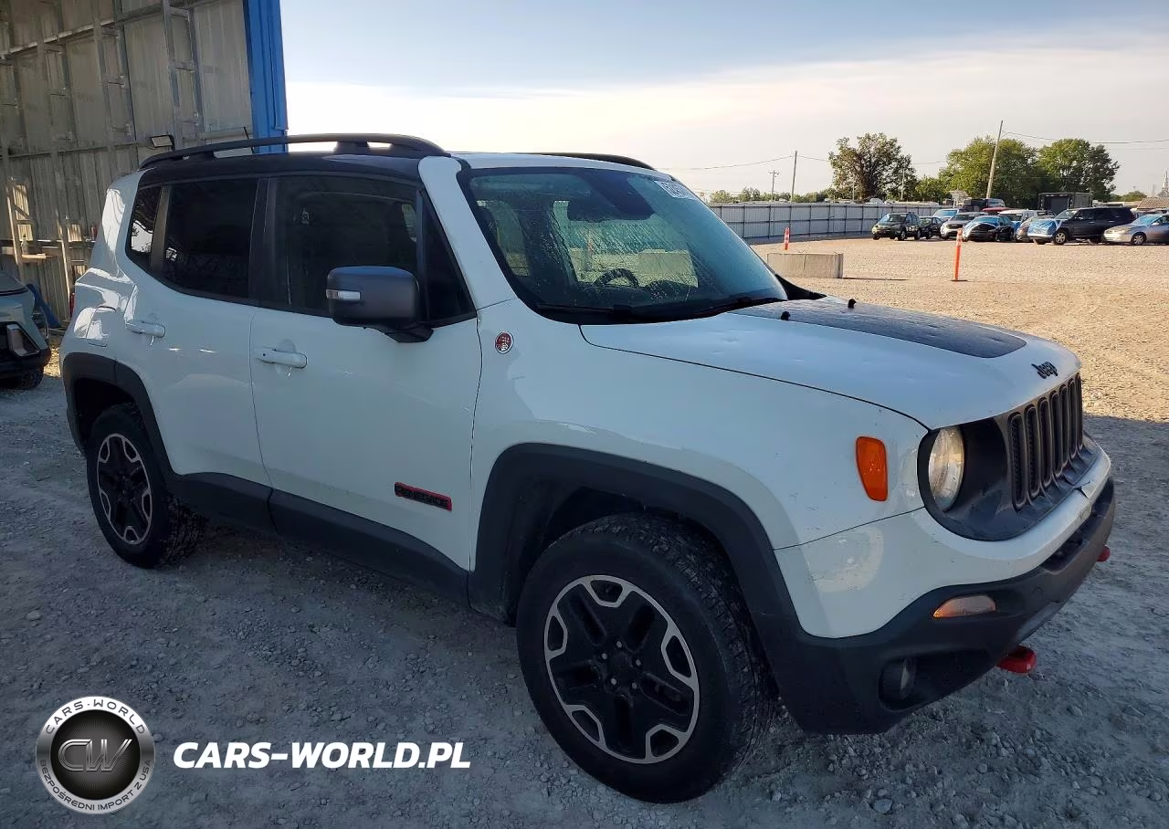 2016 Jeep Renegade Trailhawk VIN:ZACCJBCT7GPE18829 - 4