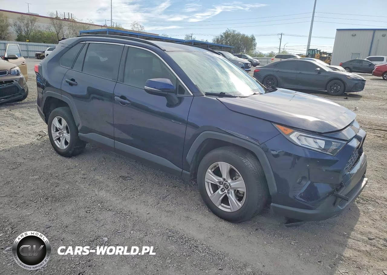 2021 Toyota Rav4 Xle VIN:JTMW1RFV7MD065537 - 4