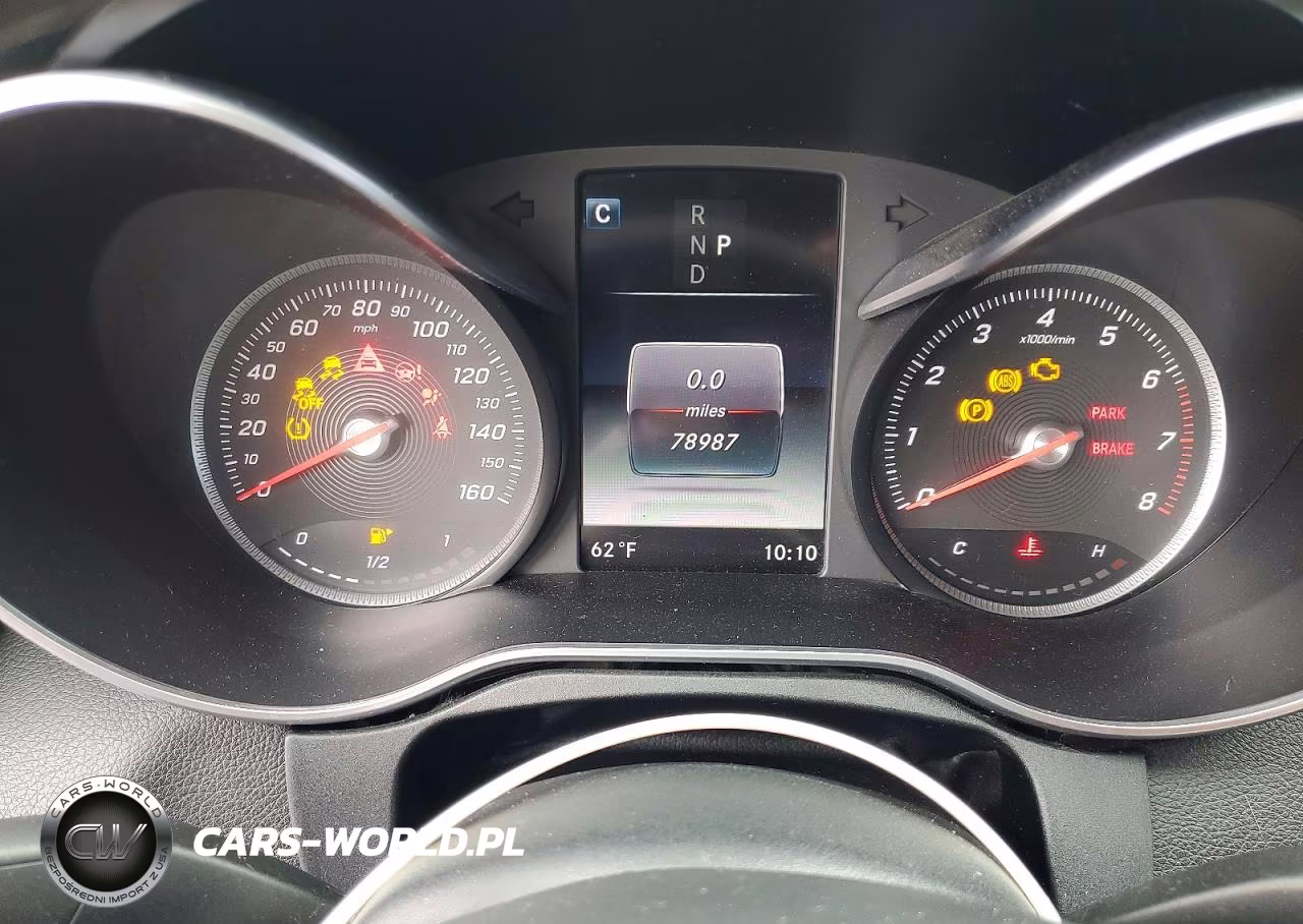 2018 Mercedes-Benz C 300 VIN:55SWF4JB4JU262573 - 9