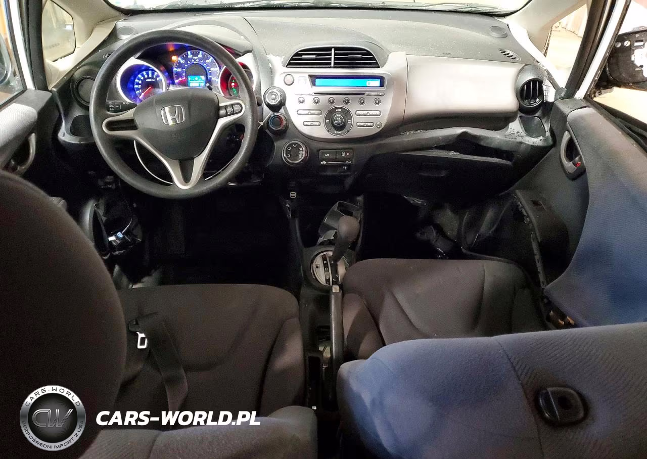 2013 Honda Fit VIN:JHMGE8H39DC080415 - 8