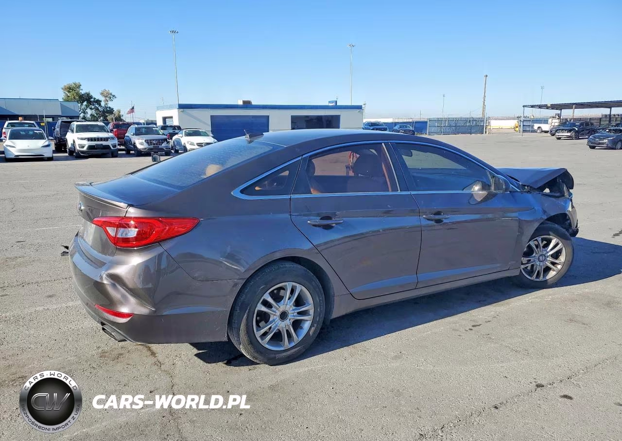 2015 Hyundai Sonata VIN:5NPE24AF9FH062566 - 3
