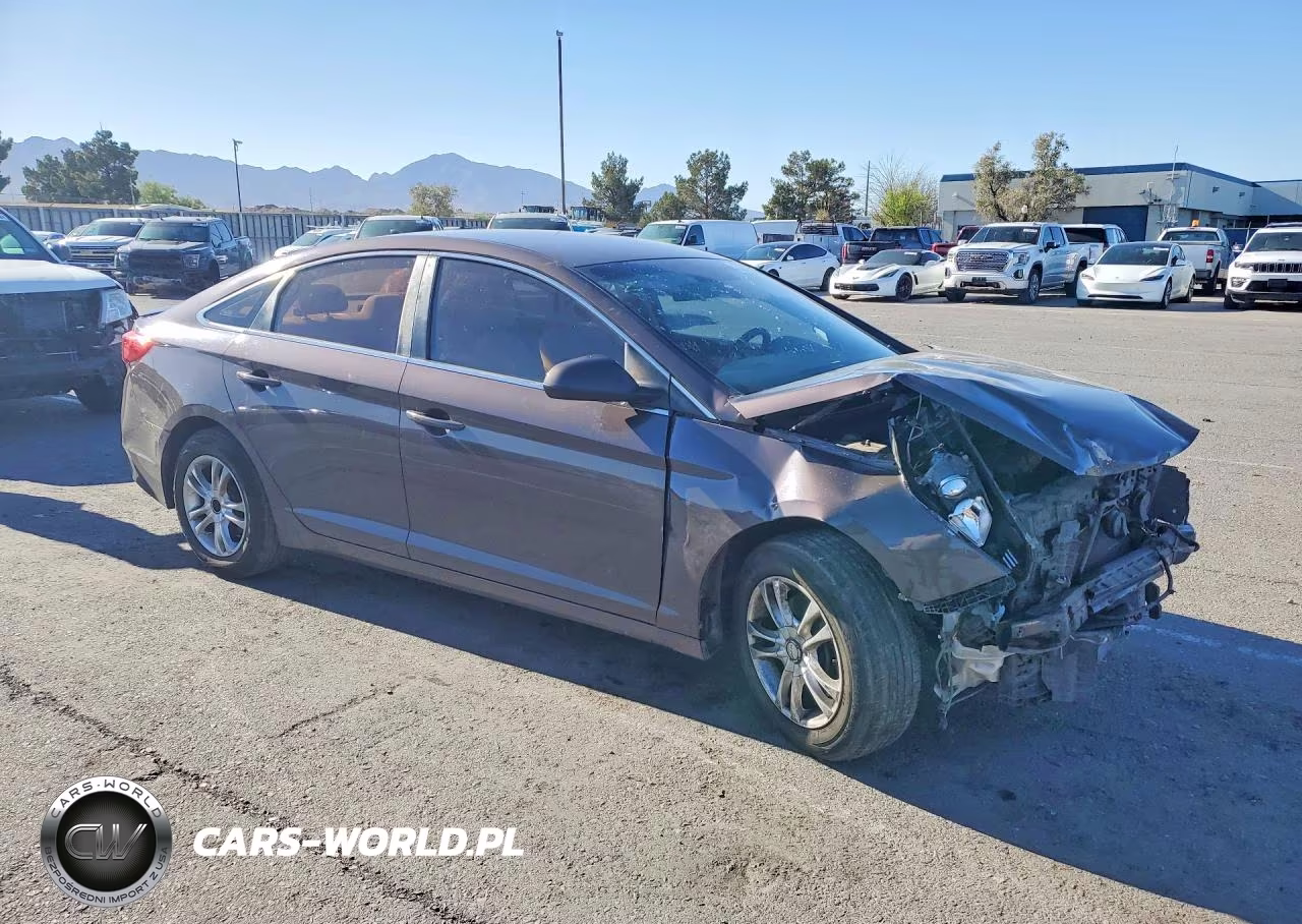2015 Hyundai Sonata VIN:5NPE24AF9FH062566 - 4