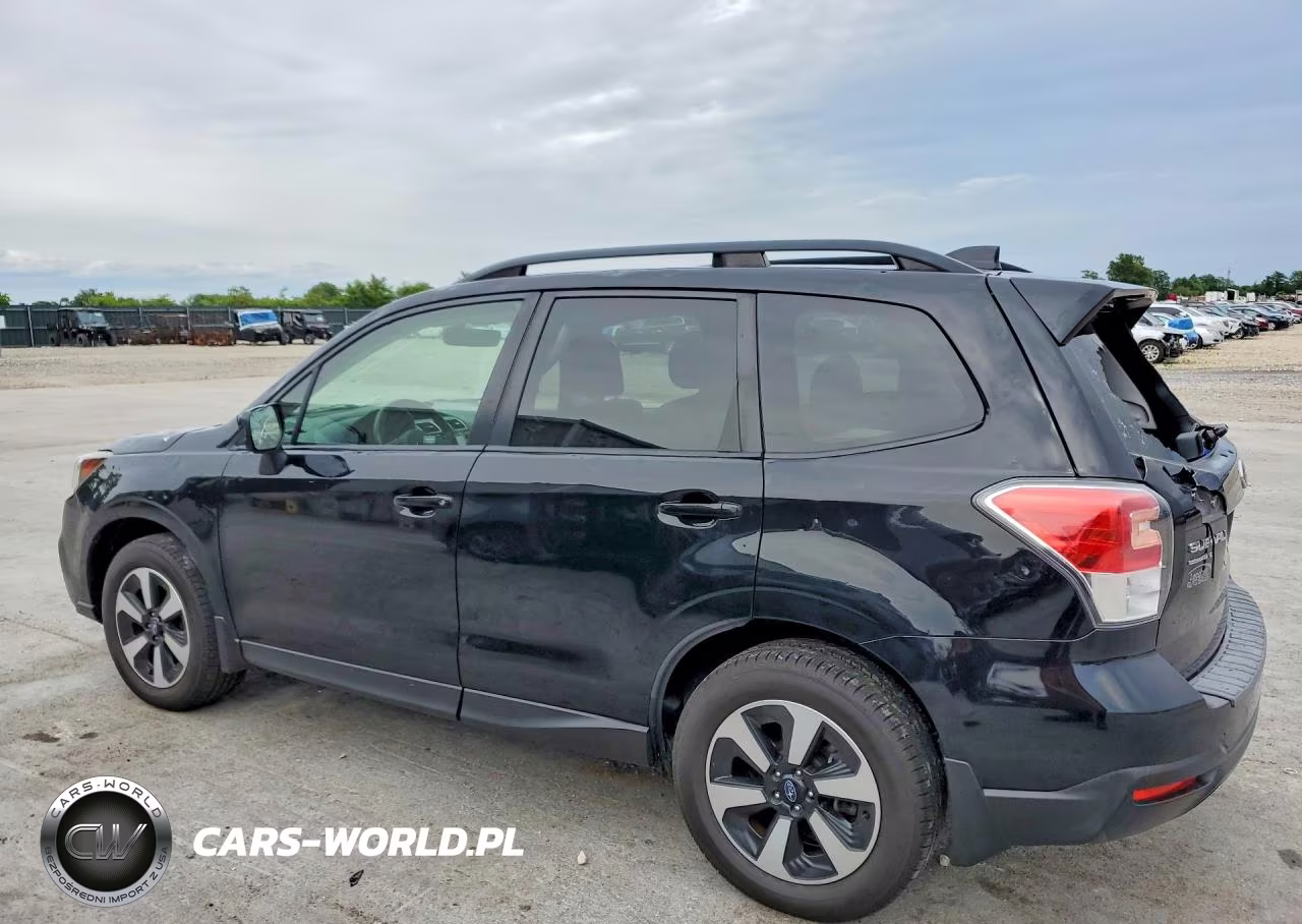 2018 Subaru Forester 2.5I Premium VIN:JF2SJAEC9JH439765 - 2