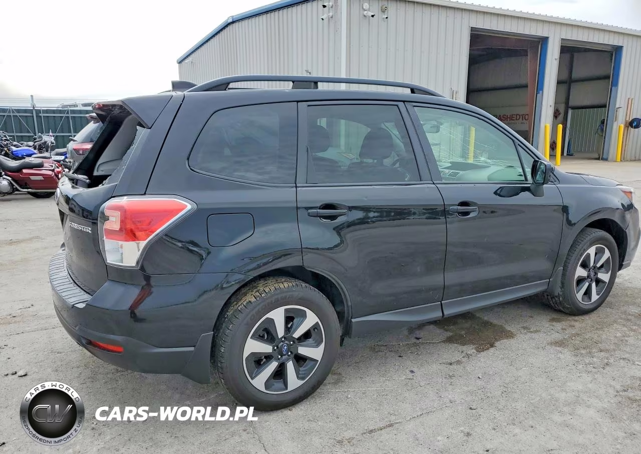 2018 Subaru Forester 2.5I Premium VIN:JF2SJAEC9JH439765 - 3