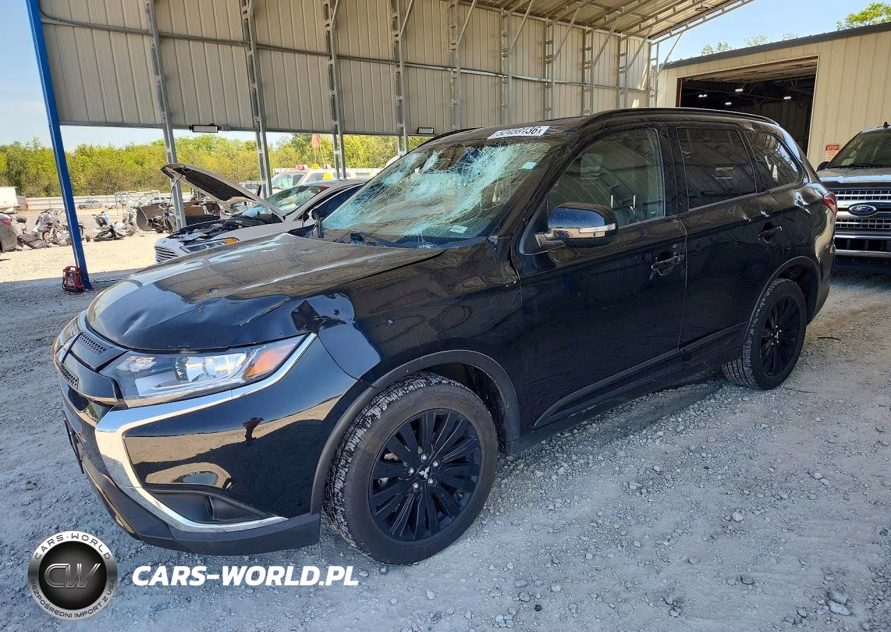 2020 Mitsubishi Outlander Se – zdjęcie 1 z 13
