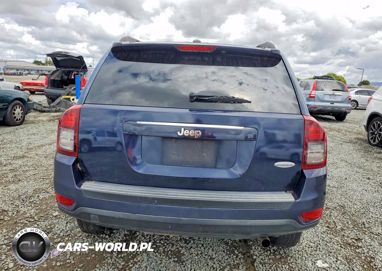 2016 Jeep Compass Latitude VIN:1C4NJCEA4GD655433 - 6