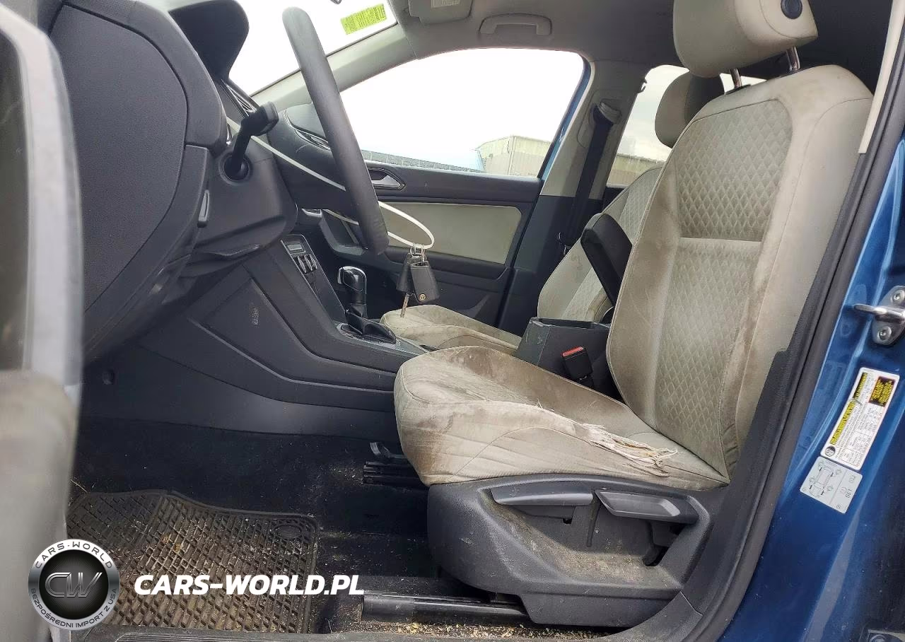 2018 Volkswagen Tiguan S VIN:3VV1B7AX7JM108621 - 7