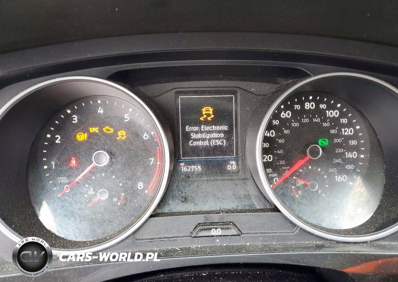 2018 Volkswagen Tiguan S VIN:3VV1B7AX7JM108621 - 9