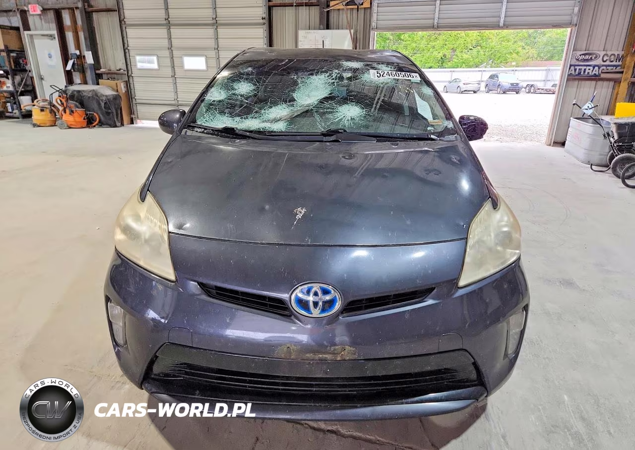 2013 Toyota Prius Two VIN:JTDKN3DU0D1624373 - 5