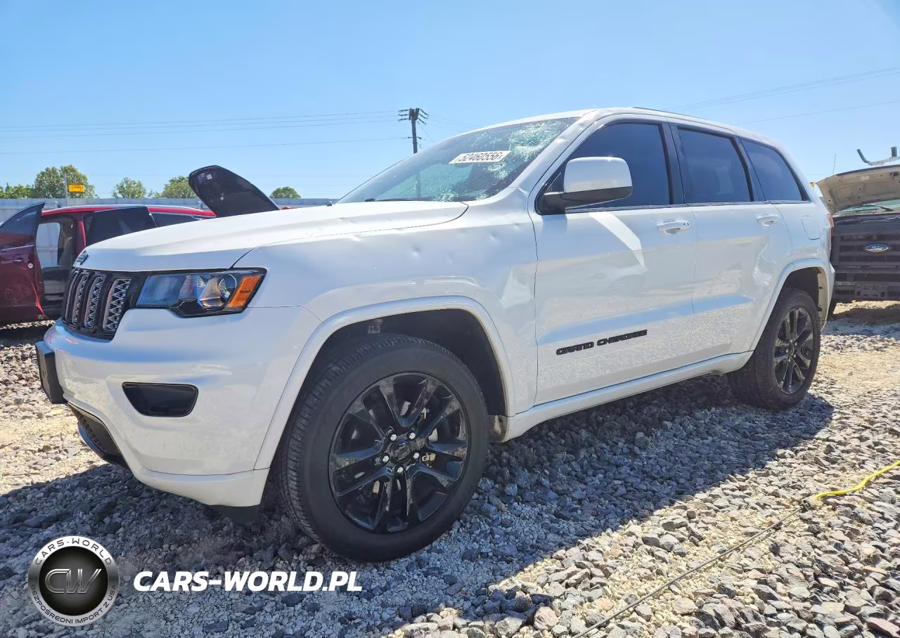 2020 Jeep Grand Cherokee Laredo