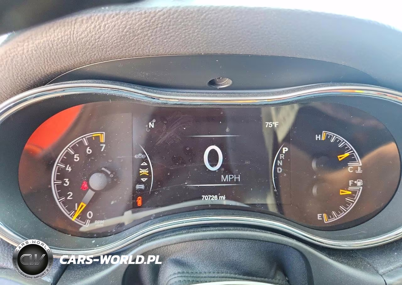 2020 Jeep Grand Cherokee Laredo VIN:1C4RJFAGXLC163924 - 9