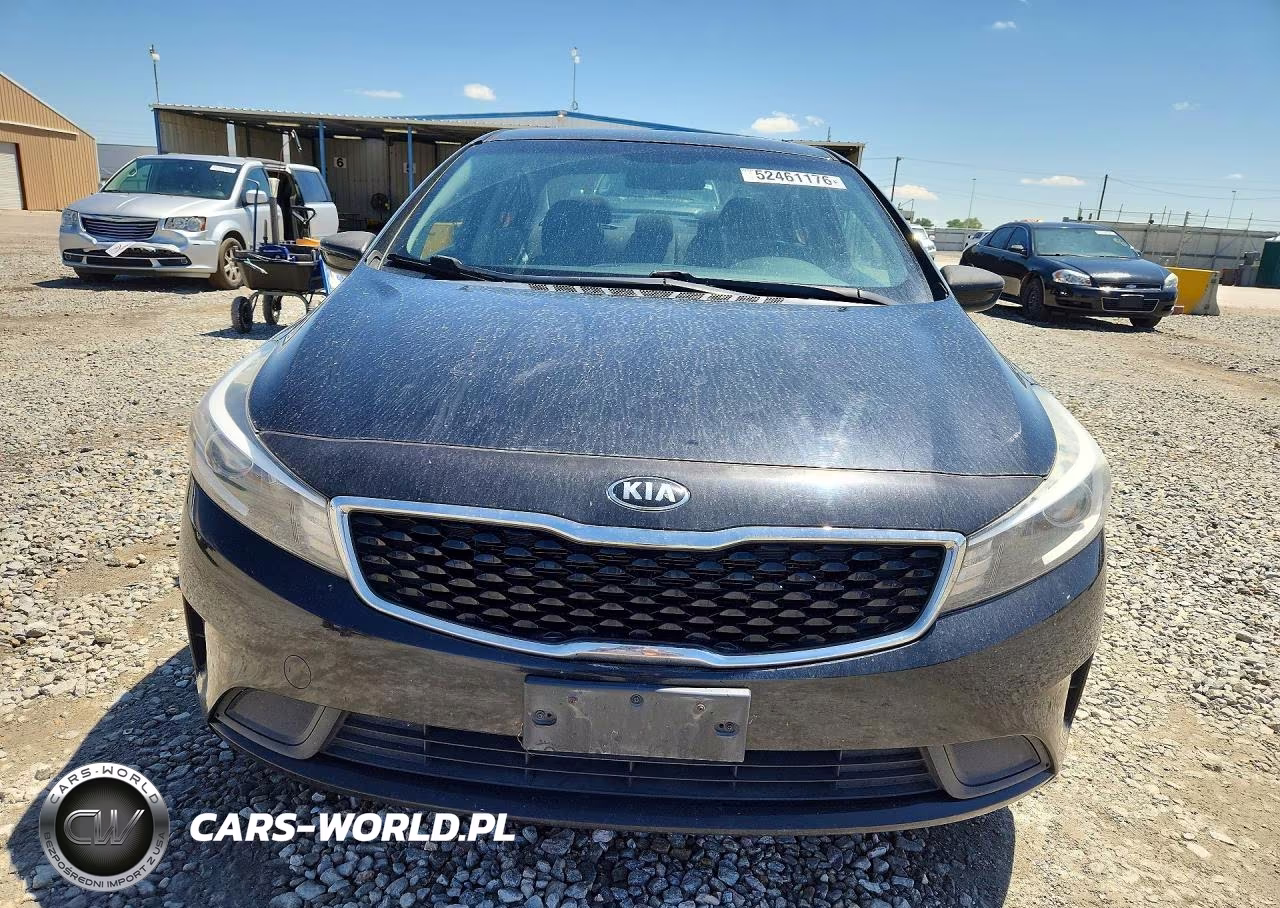 2017 Kia Forte Lx VIN:3KPFK4A76HE093357 - 5